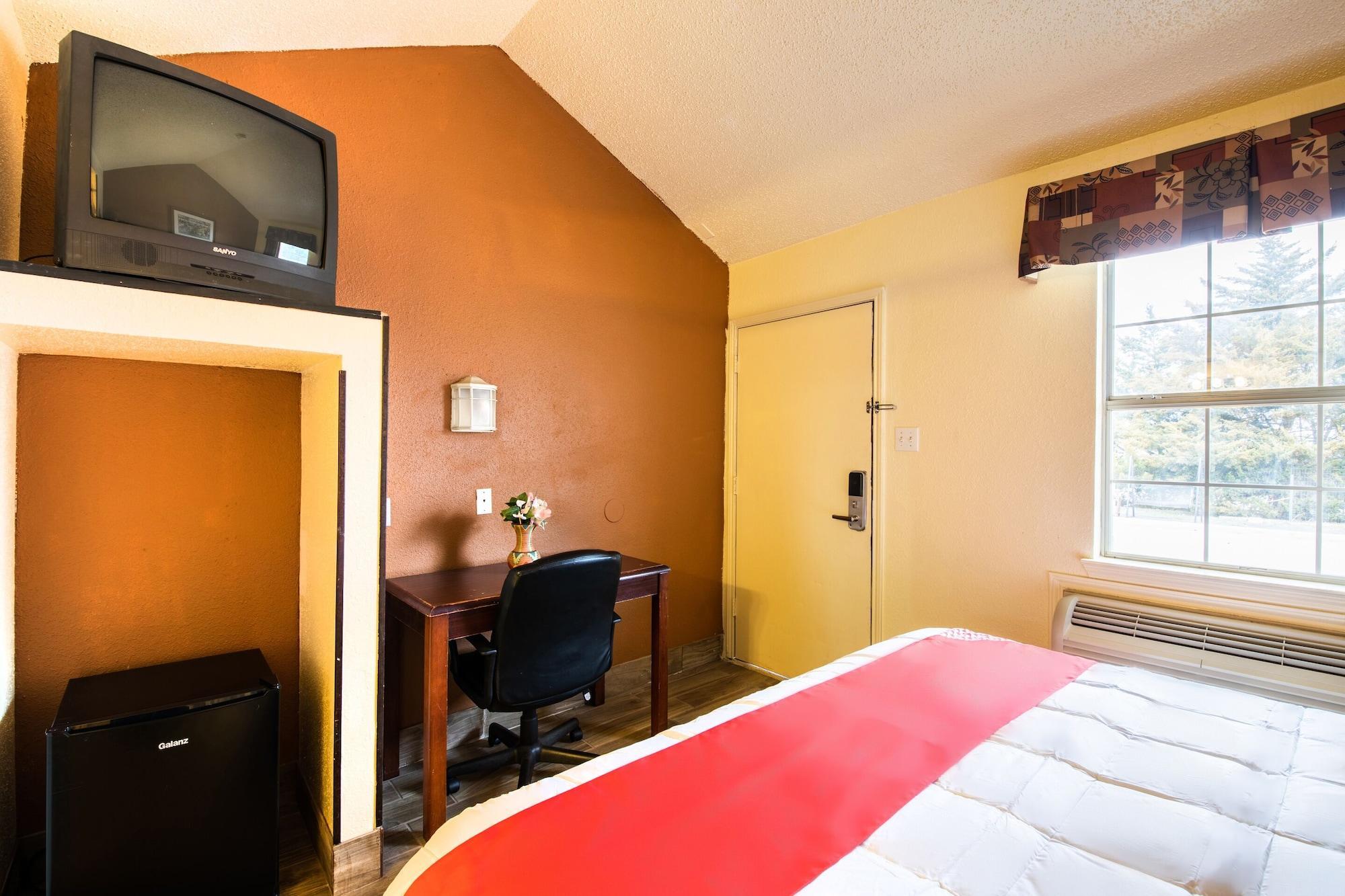 Oyo Hotel Decatur Tx Hwy 287 Northwest Exterior foto